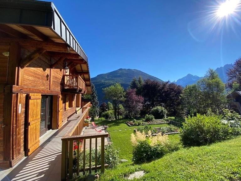 ليز أوش Chambres D'Hotes - B&B - Chalet Mountain Vibes المظهر الخارجي الصورة